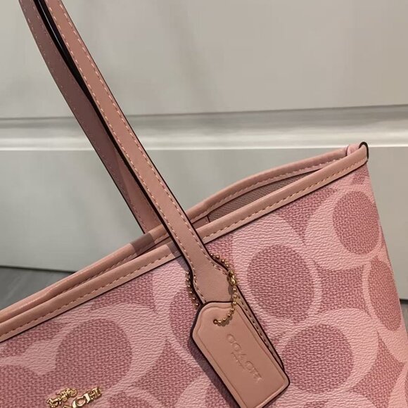 COACH Women's New CITY Buckle Shoulder Tote Shopping Bag. CAL49 Pink, Size 33×29 - Picture 4 of 7